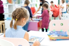 Basisschoolleraar is per week bijna dag kwijt aan administratie Basisschoolleraar is per week bijna dag kwijt aan administratie