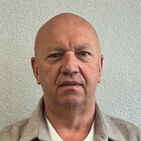 Van Lowlands naar het Huiselijk Geweld Congres: Wim Hertgers over de rol van mannen Van Lowlands naar het Huiselijk Geweld Congres: Wim Hertgers over de rol van mannen