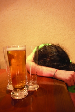 Steeds minder alcoholgebruik op jonge leeftijd