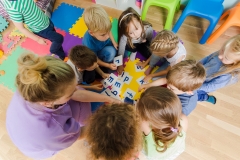 Zwalkende koers, hoe krijgen we het onderwijs op koers? Zwalkende koers, hoe krijgen we het onderwijs op koers?