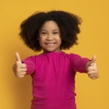 Complimenteren we kinderen te veel of te weinig? Complimenteren we kinderen te veel of te weinig?