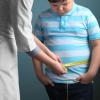 Overgewicht bij kinderen: kijk verder dan enkel naar voeding