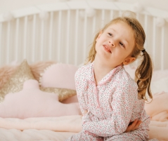 Kan hypnotherapie kinderen met langdurige buikpijn helpen?